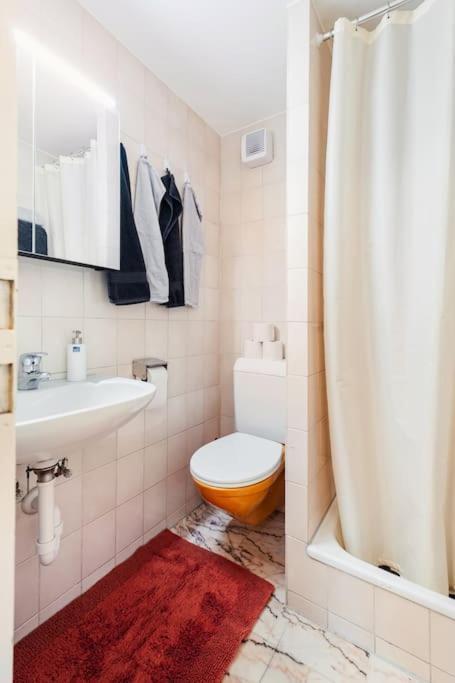 Charmante Wohnung An Beliebter, Urbaner Lage Zúrich Exterior foto